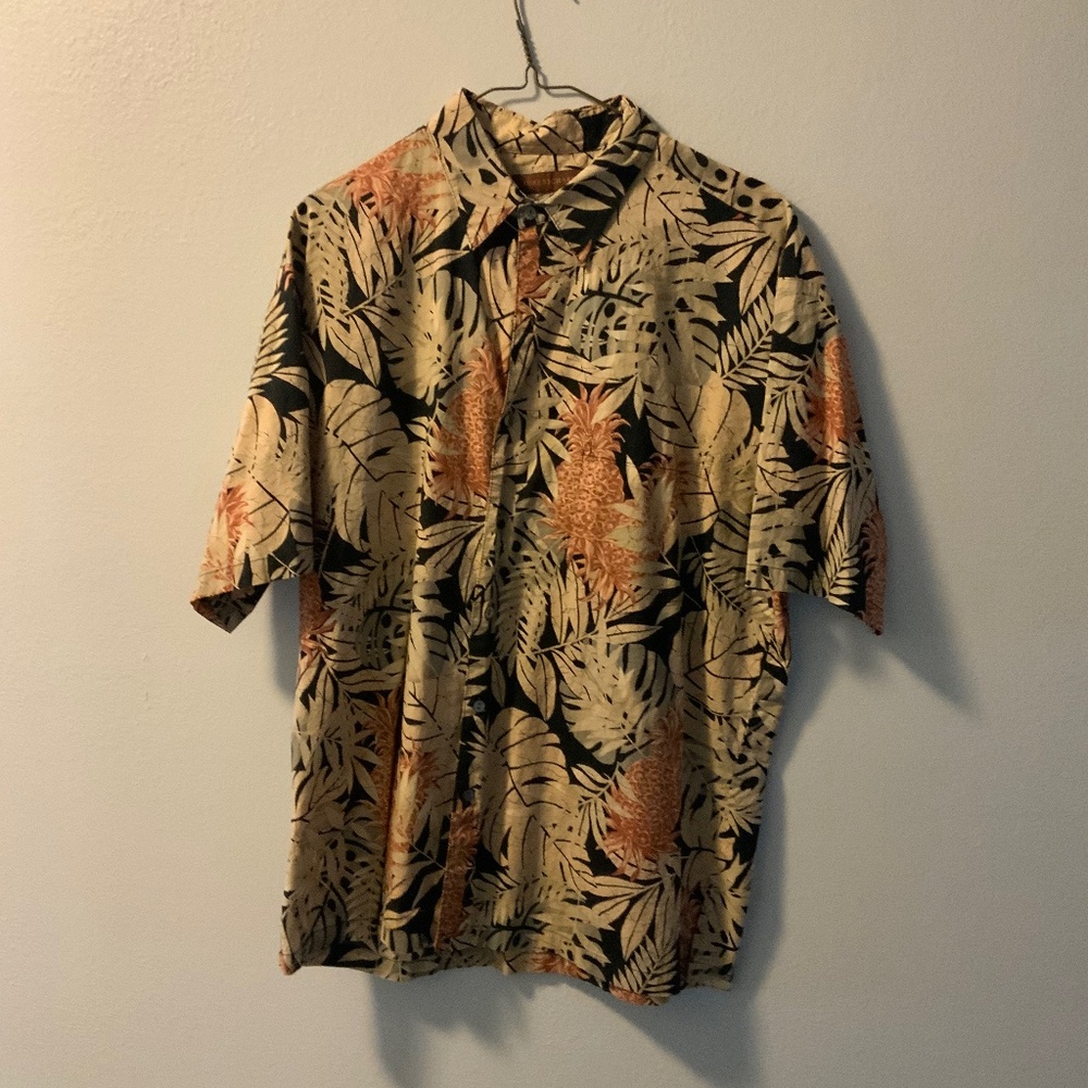 Tori Richard of Honolulu Men’s 100% Cotton Hawaiian Shirt – Size Large